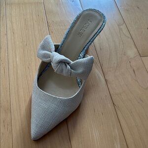 J. Crew Women's Elegant Cream Bow Mules